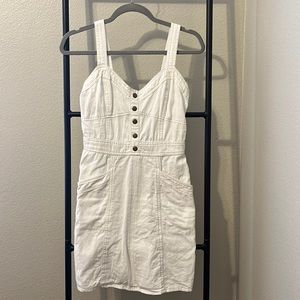 White Jeany Dress with pockets cute for summer time